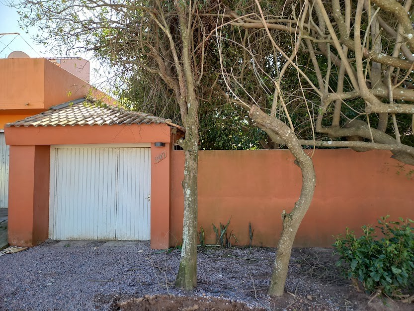 Casa de Alvenaria com 3 Dormitórios no Bairro Navegantes