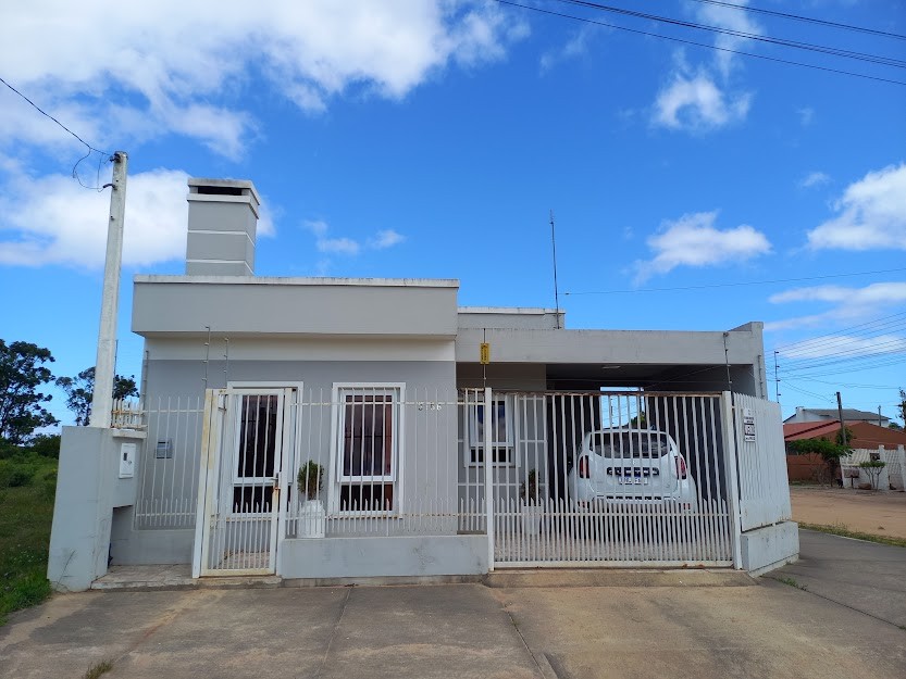 Casa de Alvenaria no Bairro Lomba