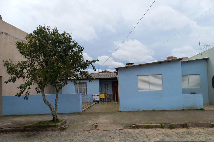 2 Casas de Alvenaria no Centro