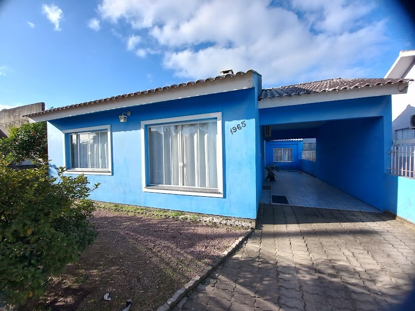Casa de Alvenaria no Bairro Avenida