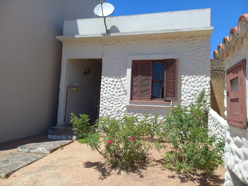 Casa de Alvenaria no Bairro Lomba