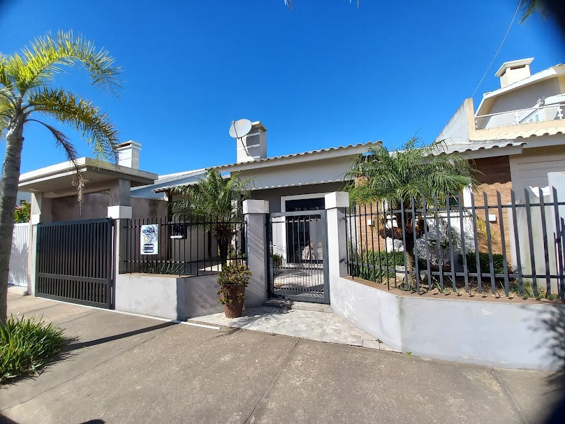 Casa de Alvenaria no Bairro Lomba