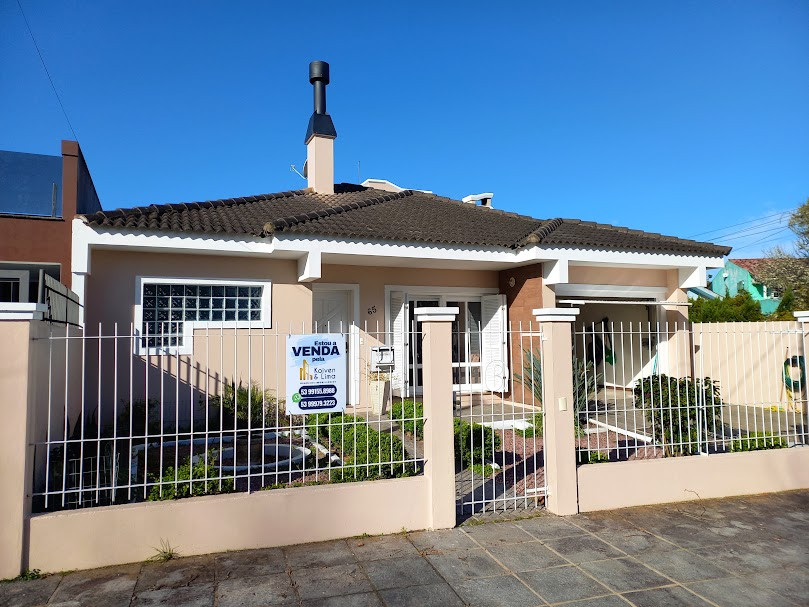Casa de Alvenaria no Bairro Balneário